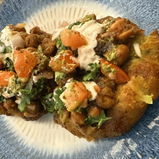 Aloo Tikki Chaat